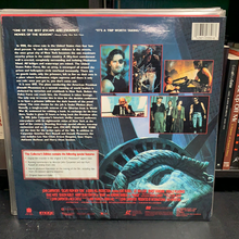 Load image into Gallery viewer, Escape from New York laserdisc